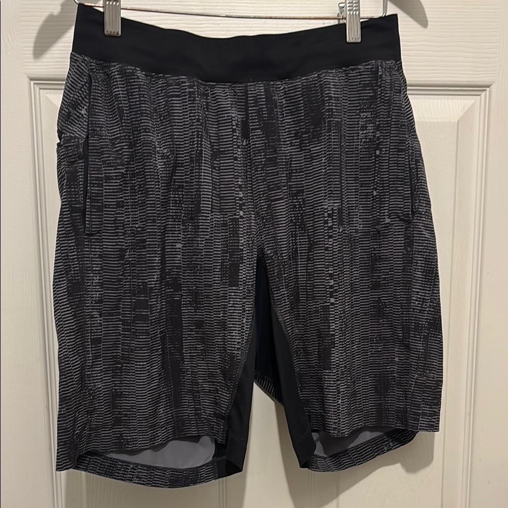 Lululemon Black and Gray Patterned Athletic Shorts